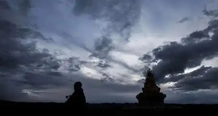 炒股是没有技术的_降低炒股交易频率的方法_初入股市如何避免亏钱