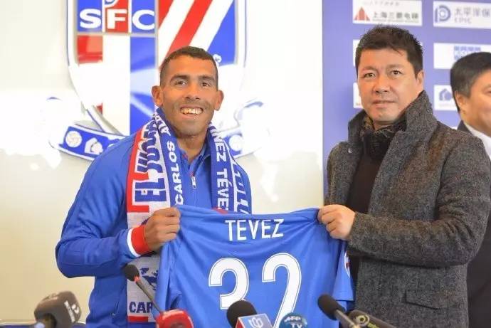 上海申花特维斯表现_ 特维斯加盟申花原因分析 _德罗巴中超转会申花赚钱了吗