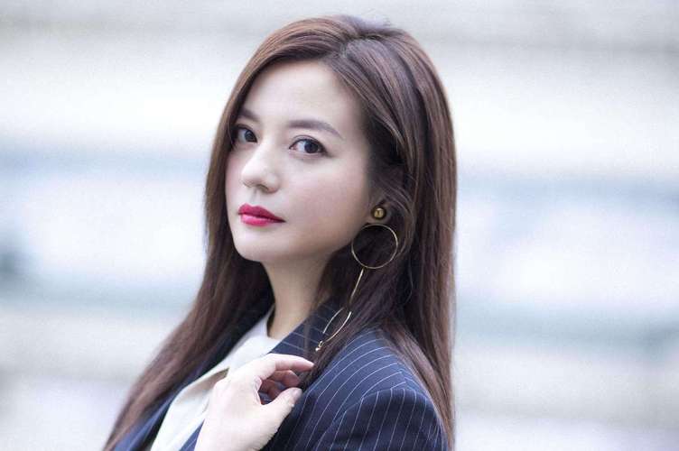 明星炒股技巧_赵薇马云炒股_赵薇范冰冰投资分析